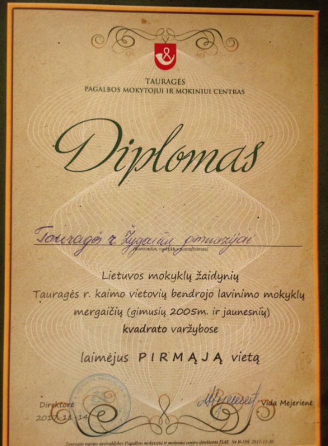 diplomas 1vieta
